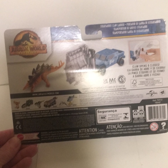 Matchbox Jurassic World Stegosaurus Claw Carrier Brand new - Picture 3 of 4
